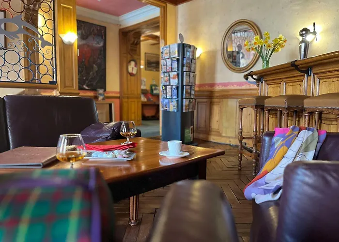 Brit Hotel Du Dauphin L\'Aigle